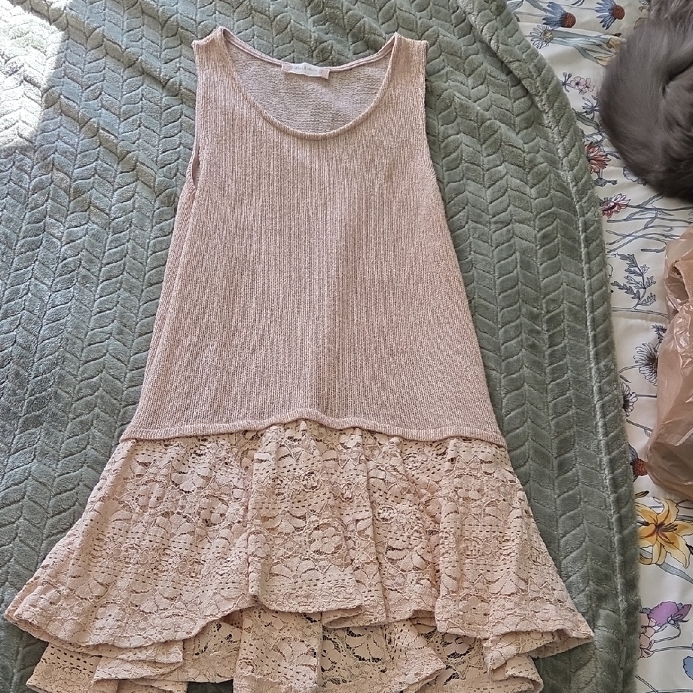 Altar'd State Cream Sleeveless Lace Hem Oversized Tank